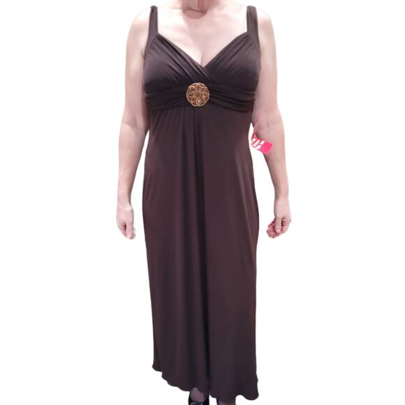 NWT ENFOCUS Brown Formal Maxi Dress Sz 6 Rhinestone Flower Sleeveless Party - Picture 1 of 10